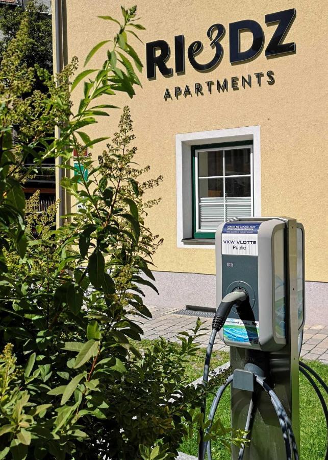 Riedz Apartments Innsbruck- Zentrales Apartmenthaus Mit Gruener Oase Екстер'єр фото