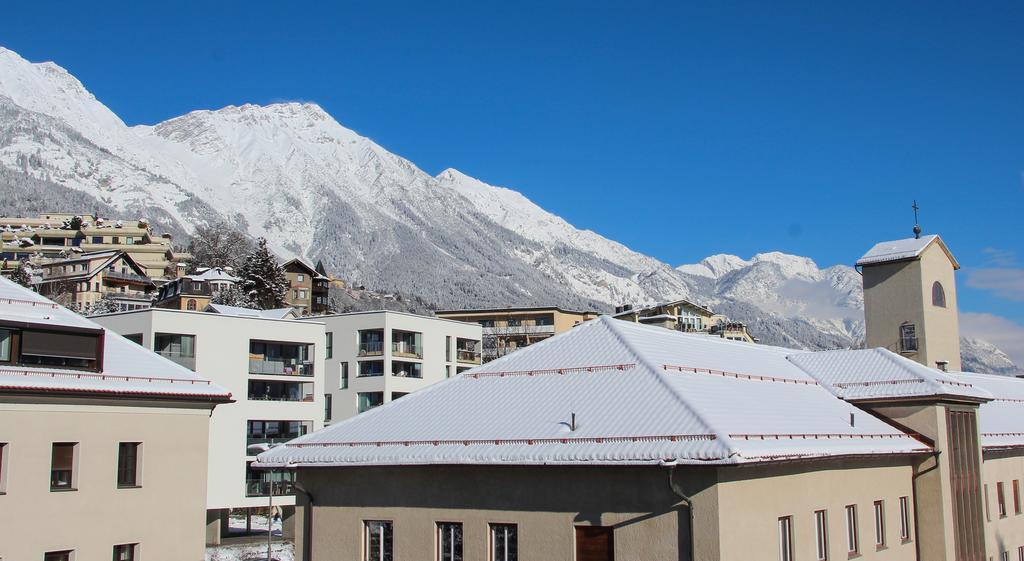 Riedz Apartments Innsbruck- Zentrales Apartmenthaus Mit Gruener Oase Екстер'єр фото